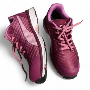 Puma Women's Fuchsia Athletic Shoes
